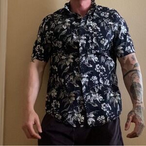 Vintage H&M edition blue Hawaiian formal y2k short sleeve shirt y2k collared top